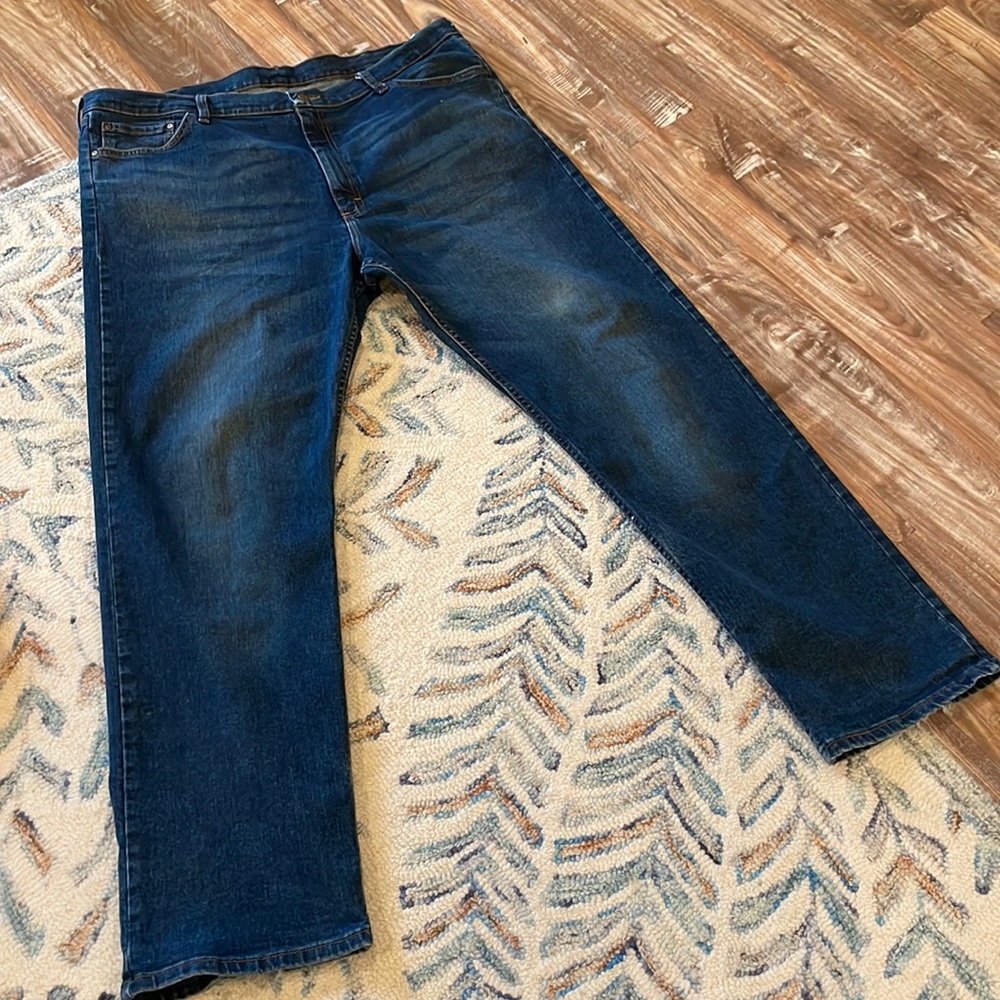 Wrangler 42X32 Dark Wash Denim Jean